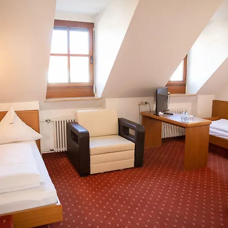 Falk Hotel