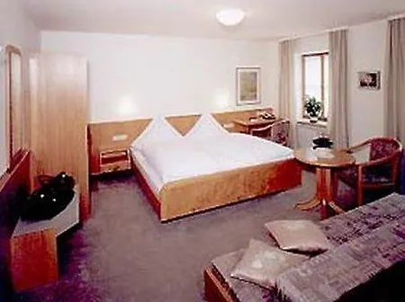 Falk Hotel 3*